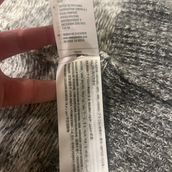 Abercrombie size XS slouchy open front cardigan - Picture 5 of 5